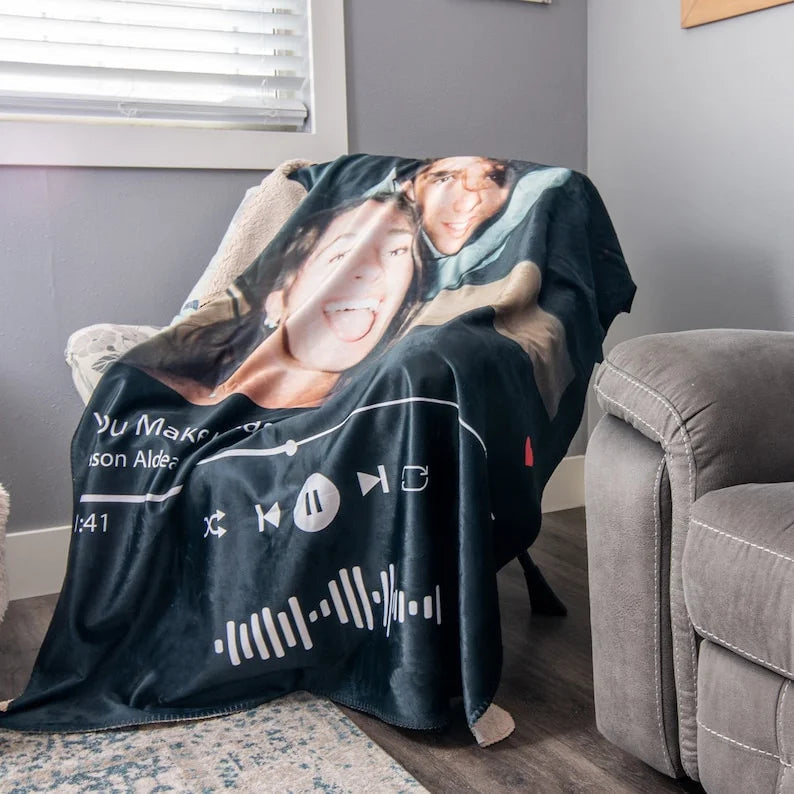 50% OFF🔥Custom Music & Photo Starlight Blanket
